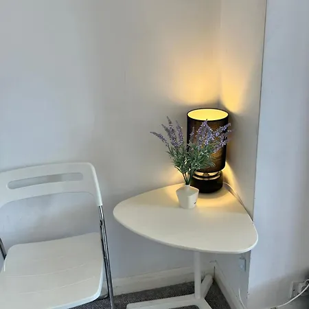 Quarto em Acomodações Particulares Airport Garden