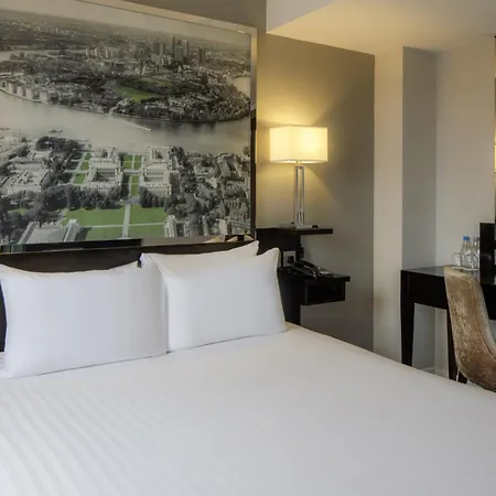 Szálloda Doubletree By Hilton - Greenwich 4*