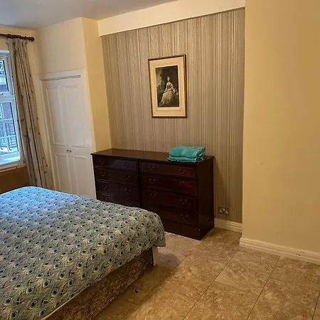 Prime Location - 2 Beds 3 Bath Flat Knightsbridge *