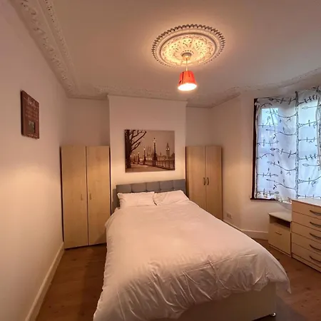 House In Walthamstow Quarto em Acomodações Particulares *