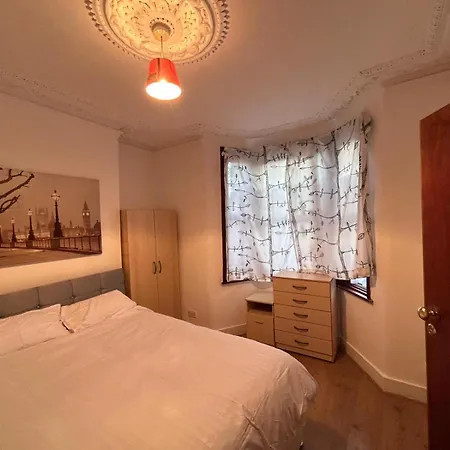 Quarto em Acomodações Particulares House In Walthamstow Londres