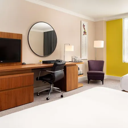 Hilton Wembley Hotel 4*