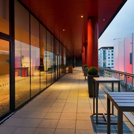 Hilton Wembley 4* Londýn