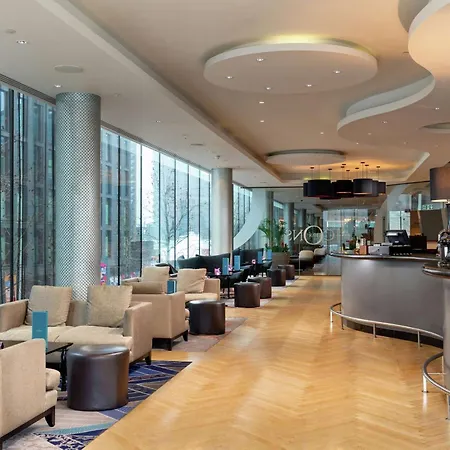 Hilton Wembley 4*