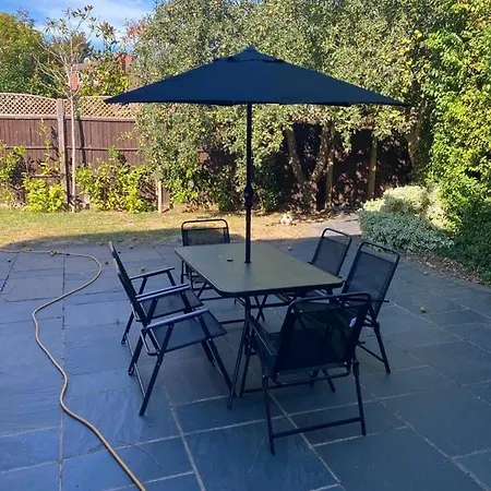 כשר Holiday home Hendon
