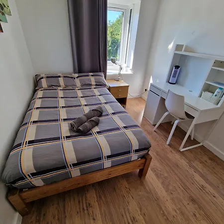 Cozy Double Bedroom In Zone 1-2 Homestay