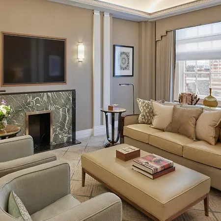 Szálloda Claridge's, Maybourne Collection 5*