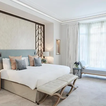 Szálloda Claridge's, Maybourne Collection 5*