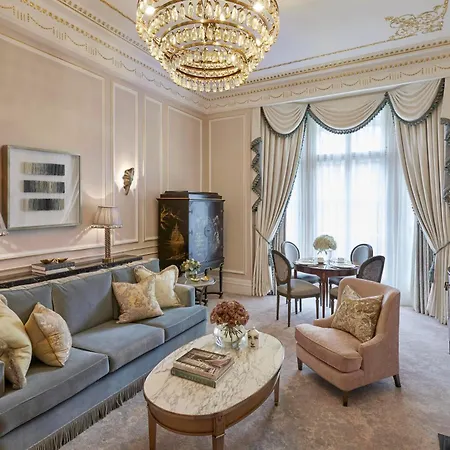 Szálloda Claridge's, Maybourne Collection 5*
