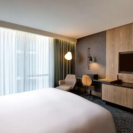 Hotel Hilton Bankside 4*