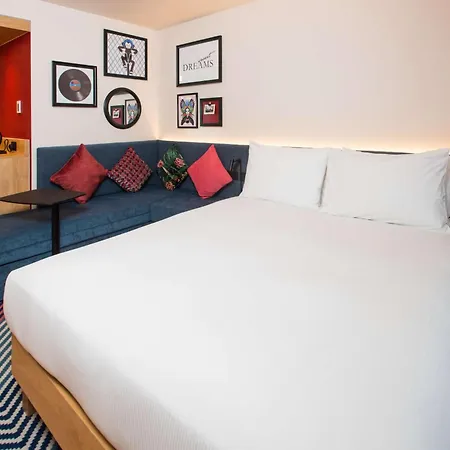 Hampton By Hilton Park Royal Hotel