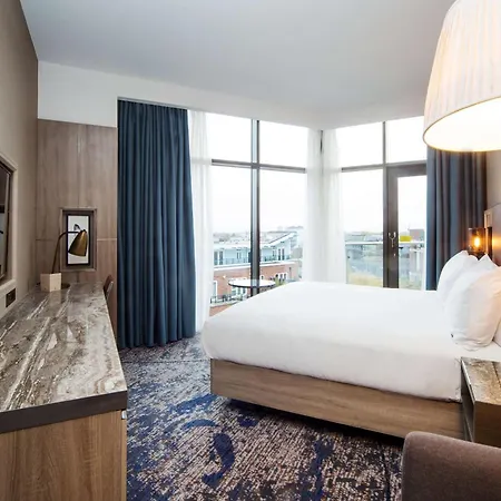 Doubletree By Hilton London Kingston Upon Thames Hotel