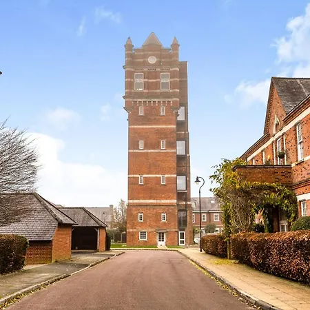 Amazing Converted Water Tower! Apartment *