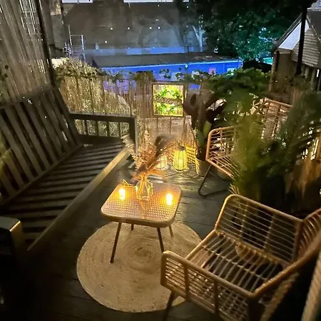 Beautiful Haven,tower Bridge Rd *