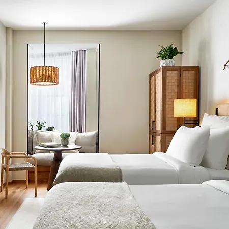 هوليداي إن مايفير 5* لندن
