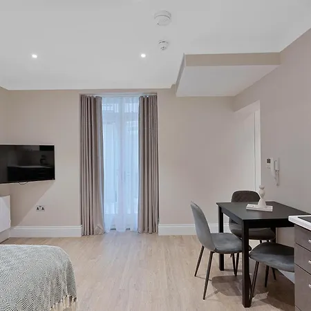Cleveland Residences Paddington