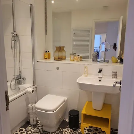 3 Bedroom In Central Sleep 10 Hy2 London