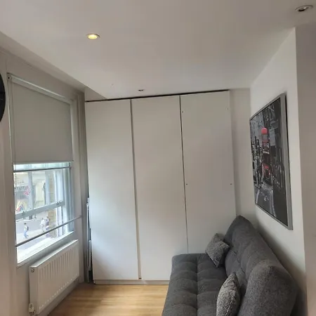 Apartment 3 Bedroom In Central Sleep 10 Hy2 London