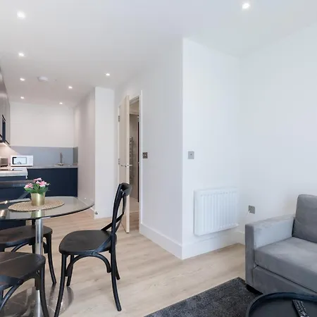 Stayinn Stratford * London