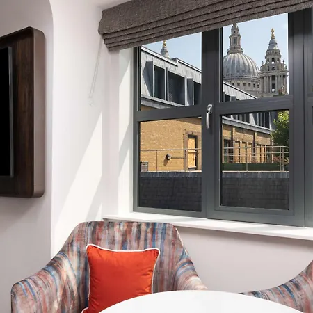 Lost St Pauls London, Curio Collection By Hilton Londres
