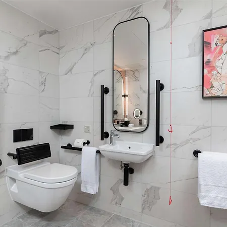 Hotel Lost St Pauls London, Curio Collection By Hilton