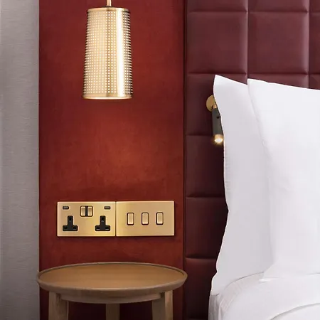 Hotel Lost St Pauls London, Curio Collection By Hilton Londres