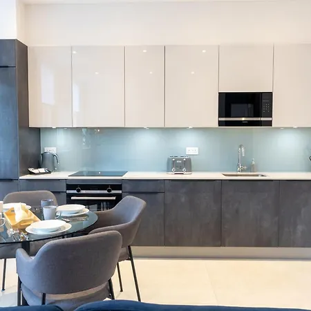 Premier Near Camden Markets Very Close To Tube Stations By Sojo *