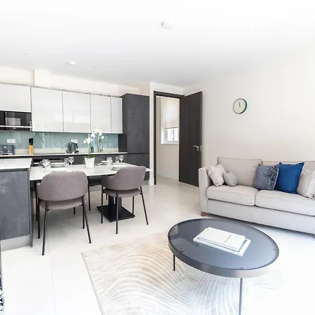 Premier Near Camden Markets Very Close To Tube Stations By Sojo London