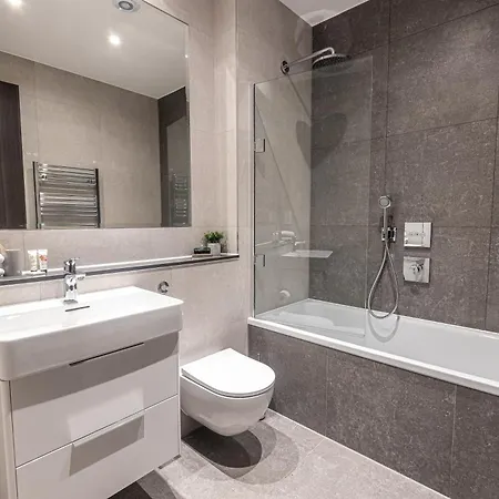Premier Near Camden Markets Very Close To Tube Stations By Sojo