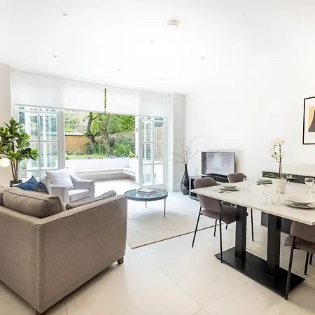 Premier Near Camden Markets Very Close To Tube Stations By Sojo *
