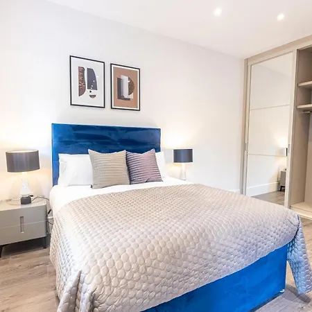 Premier Near Camden Markets Very Close To Tube Stations By Sojo