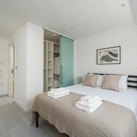 The Battersea Residences Apartment *