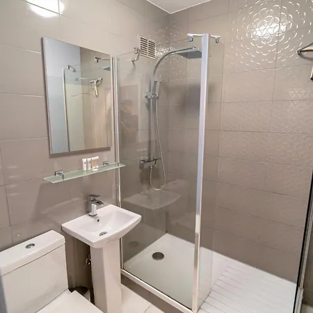 Modern Flat - Fantastic Location 10 Min Walking To Oxford Street! * London