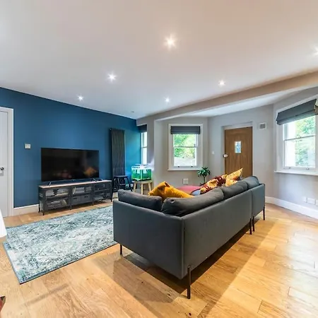 Garden Flat Surbiton