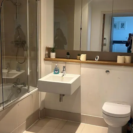 30 Secs To Euston Station Apartment *