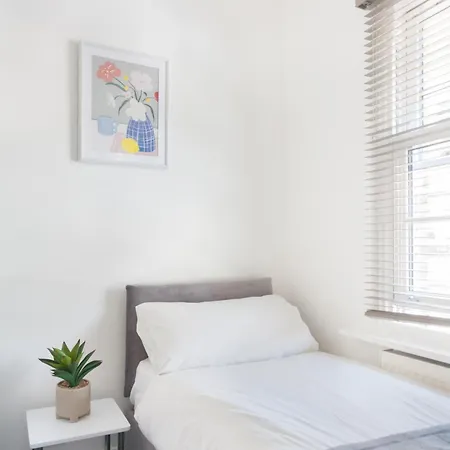Apartment Budget Center Aldgate - Tower Bridge