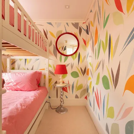 A Royal - Stylish 2 Bedroom In Kensington London