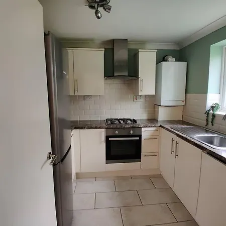Apartment Cosy And Modern Two Bedroom Flat Near Heathrow Hayes (Greater London)