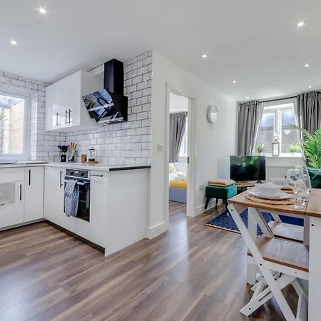 Modern 1 Bed - Nine Elms, Battersea Apartment London