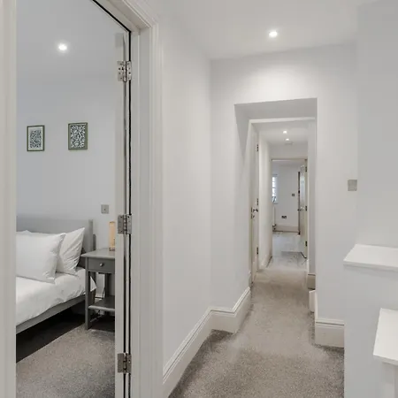Apartment Park View / Baker Street / Marylebone London