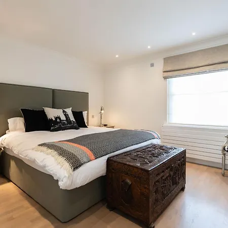 The Chelsea Place - Lovely 4bdr House With Terrace *