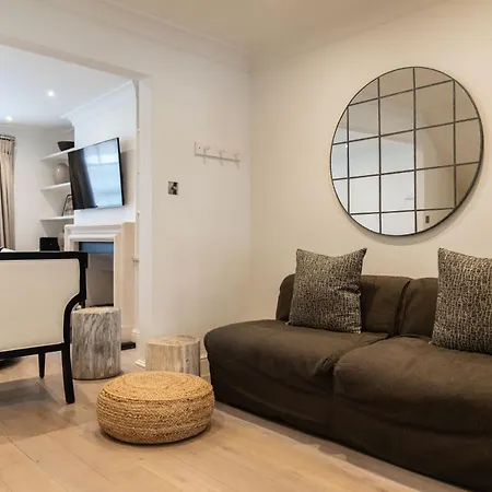 Apartment The Chelsea Place - Lovely 4bdr House With Terrace *