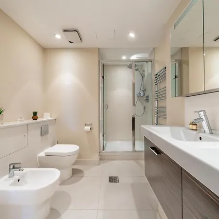 Mayfair - Exclusive Residences Apartment