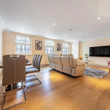 Mayfair - Exclusive Residences Apartment *