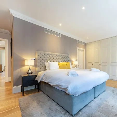 Mayfair - Exclusive Residences London