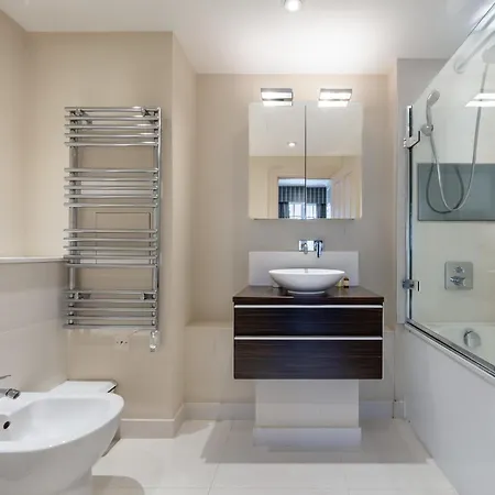 Mayfair - Exclusive Residences Apartment