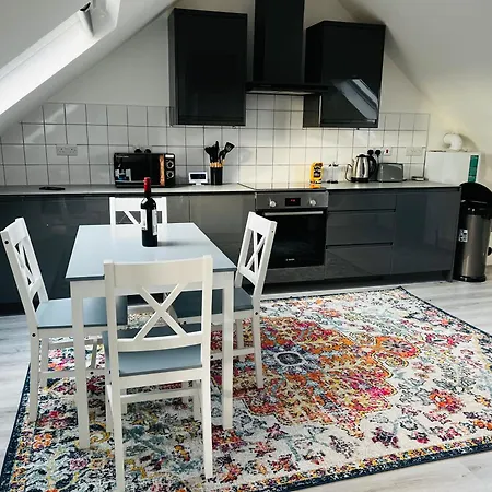 Homestay Ivory Penthouse Next To Wembley Stadium By Imperia
