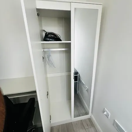 Ivory Penthouse Next To Wembley Stadium By Imperia *