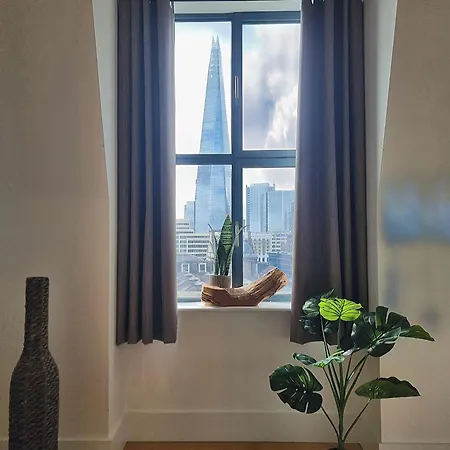 Shard View Apartment
