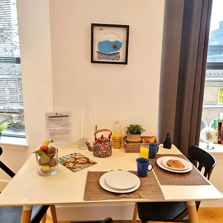 Shard View Apartment *